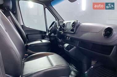 Грузовой фургон Mercedes-Benz Sprinter 2021 в 