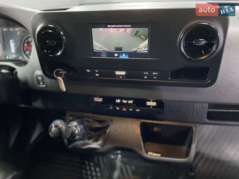 Грузовой фургон Mercedes-Benz Sprinter 2021 в Хусте