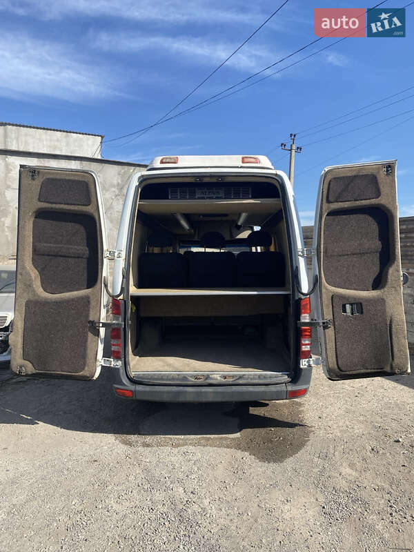 Микроавтобус Mercedes-Benz Sprinter 2006 в Кривом Роге