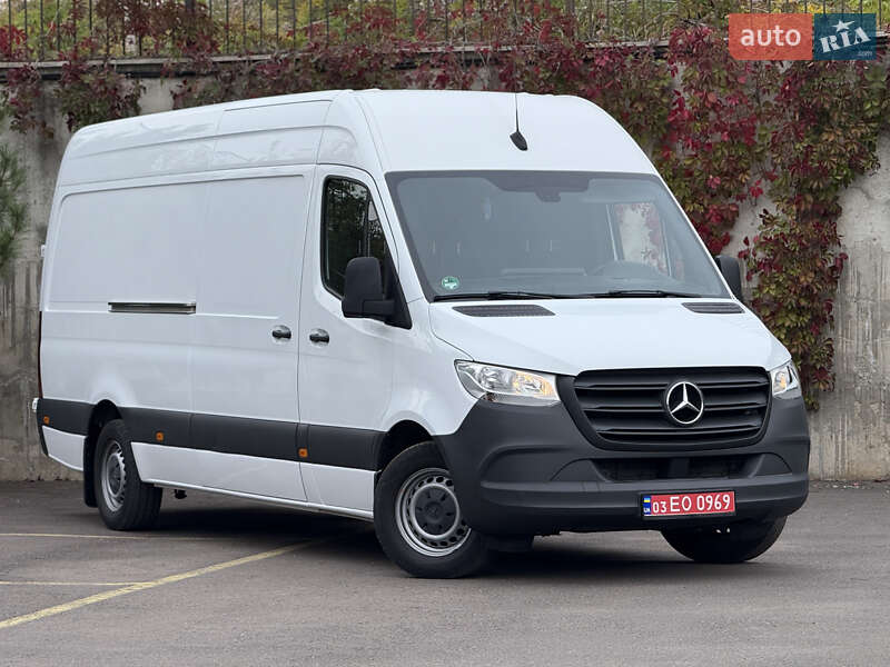 Mercedes-Benz Sprinter 2021