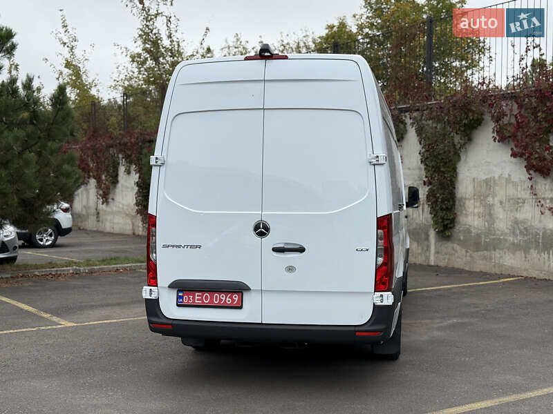 Вантажний фургон Mercedes-Benz Sprinter 2021 в Рівному