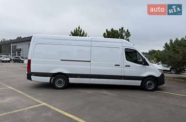 Грузовой фургон Mercedes-Benz Sprinter 2021 в 