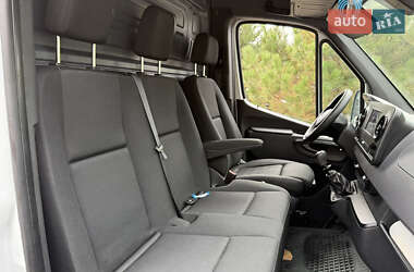Грузовой фургон Mercedes-Benz Sprinter 2021 в 