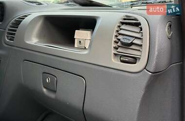 Грузовой фургон Mercedes-Benz Sprinter 2005 в 