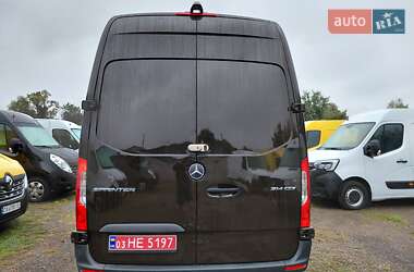 Грузовой фургон Mercedes-Benz Sprinter 2021 в 