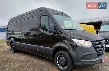 Грузовой фургон Mercedes-Benz Sprinter 2021 в 
