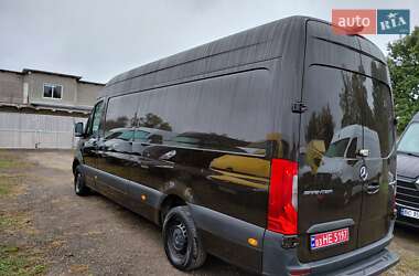 Грузовой фургон Mercedes-Benz Sprinter 2021 в 