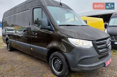 Грузовой фургон Mercedes-Benz Sprinter 2021 в 