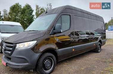 Грузовой фургон Mercedes-Benz Sprinter 2021 в 