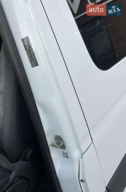 Микроавтобус Mercedes-Benz Sprinter 2019 в  фото 28 Микроавтобус Mercedes-Benz Sprinter 2019 в