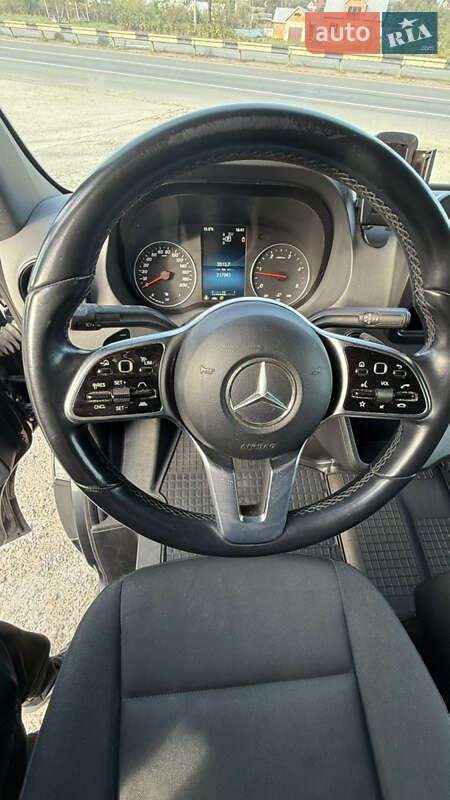 Грузовой фургон Mercedes-Benz Sprinter 2019 в Черновцах
