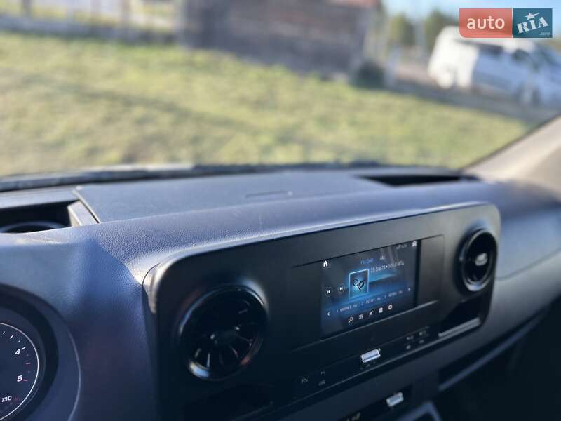 Грузовой фургон Mercedes-Benz Sprinter 2021 в Стрые