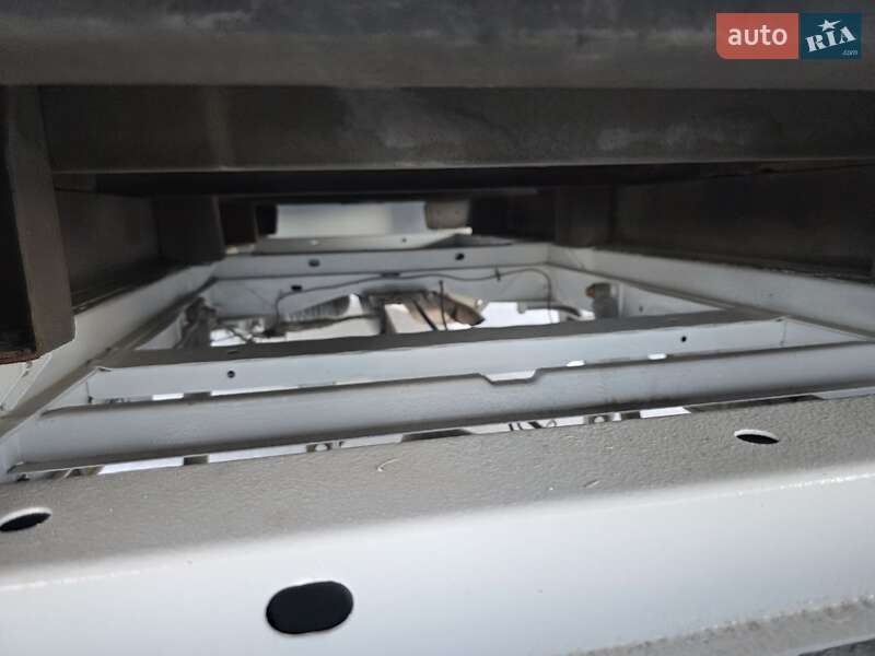 Тентований Mercedes-Benz Sprinter 2005 в Тернополі