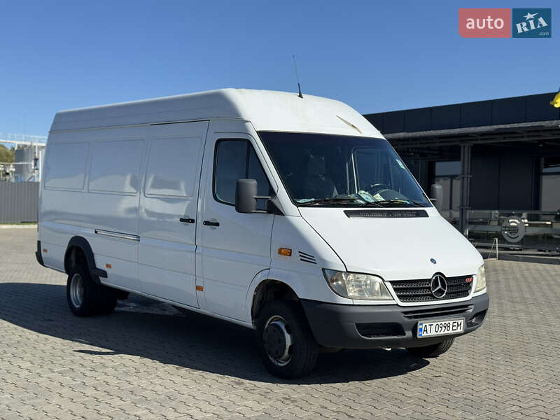 Mercedes-Benz Sprinter 2005