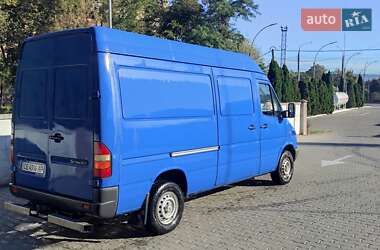 Грузовой фургон Mercedes-Benz Sprinter 2001 в 