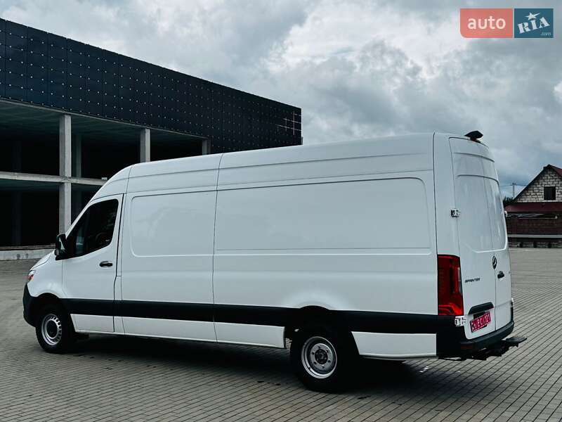 Вантажний фургон Mercedes-Benz Sprinter 2020 в Рівному