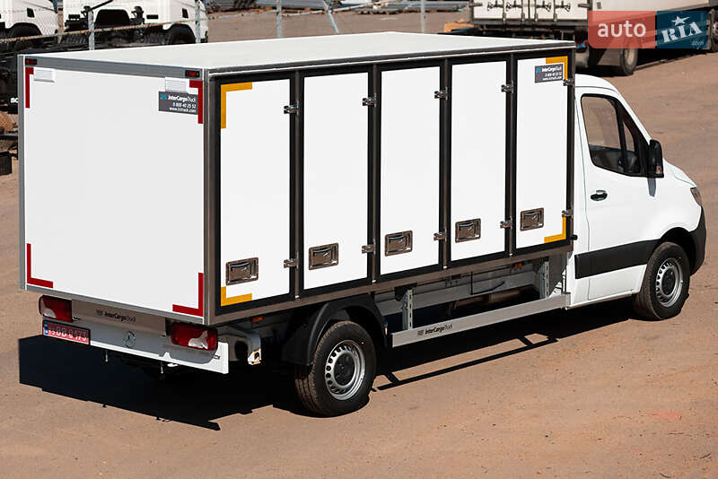 Mercedes-Benz Sprinter 2025