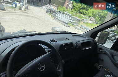 Грузовой фургон Mercedes-Benz Sprinter 2004 в 