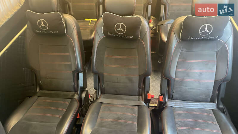 Микроавтобус Mercedes-Benz Sprinter 2011 в Сваляве