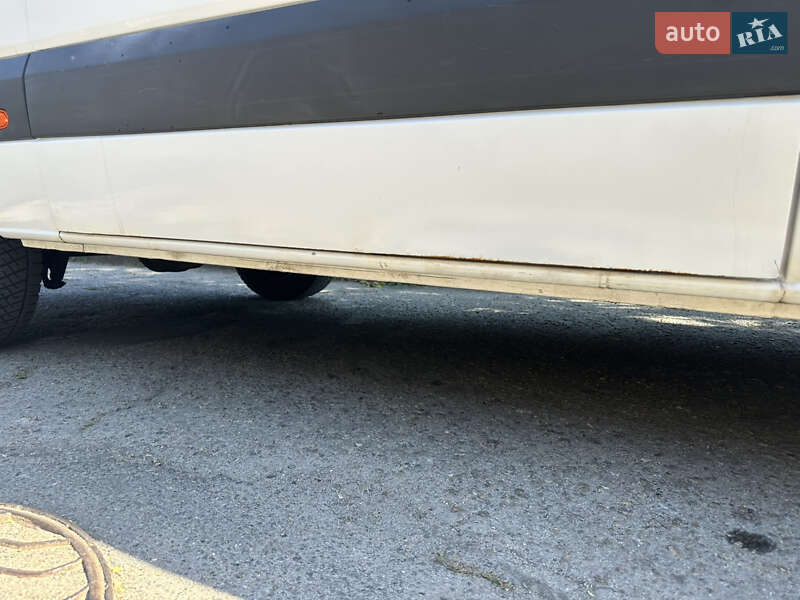 Вантажний фургон Mercedes-Benz Sprinter 2006 в Одесі фото 28 Вантажний фургон Mercedes-Benz Sprinter 2006 в Одесі