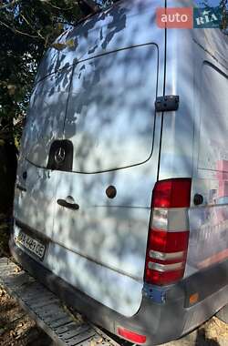 Вантажний фургон Mercedes-Benz Sprinter 2011 в Києві