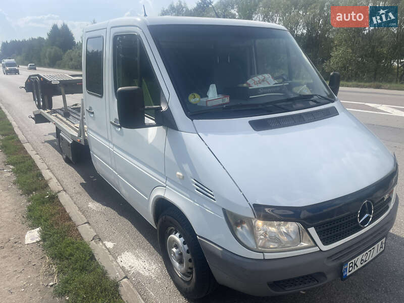Mercedes-Benz Sprinter 2004