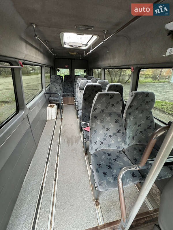 Міський автобус Mercedes-Benz Sprinter 2005 в Кривому Розі