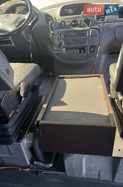 Другие грузовики Mercedes-Benz Sprinter 2004 в 