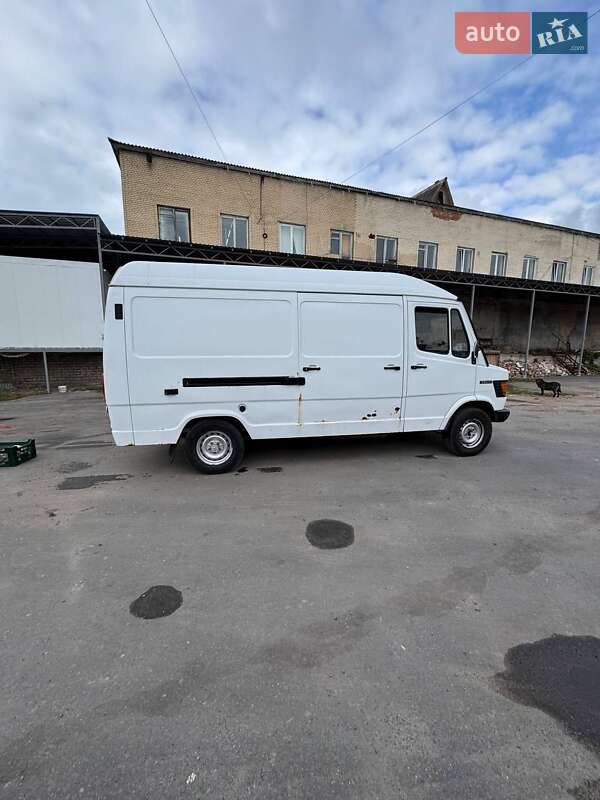 Рефрижератор Mercedes-Benz Sprinter 1994 в Хмельницком