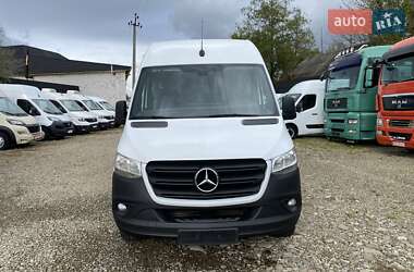 Грузовой фургон Mercedes-Benz Sprinter 2020 в 