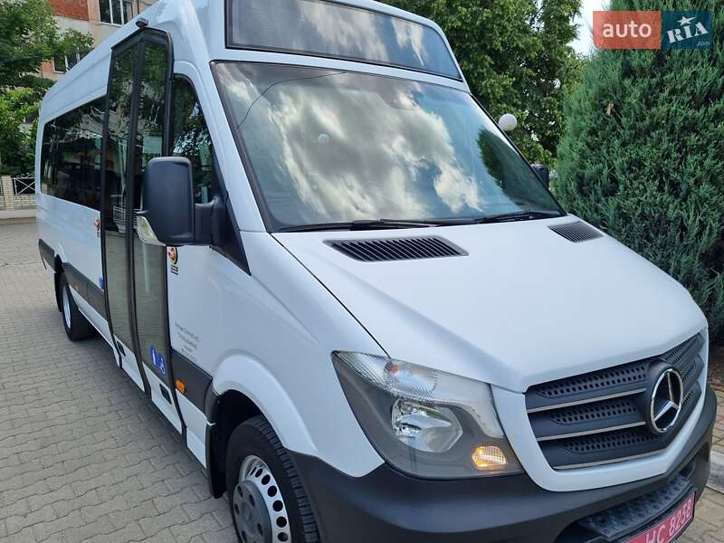 Городской автобус Mercedes-Benz Sprinter 2016 в Черновцах