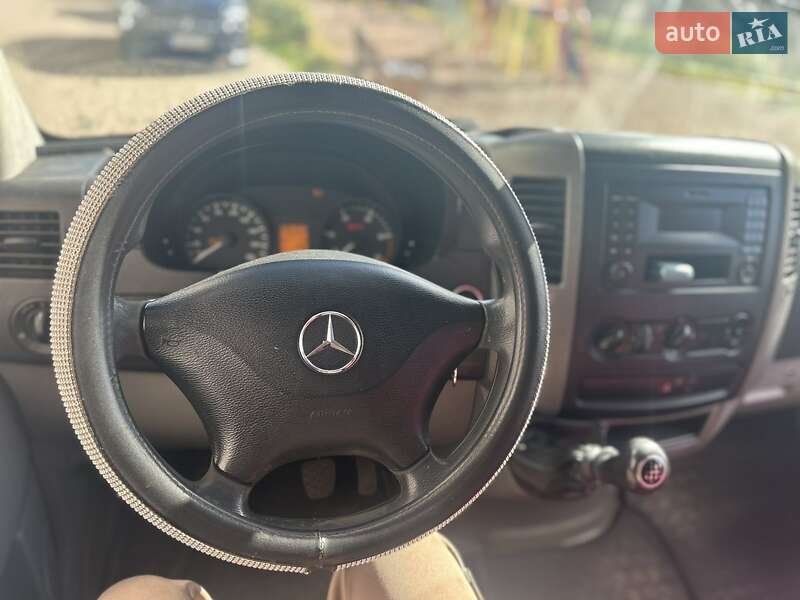 Грузовой фургон Mercedes-Benz Sprinter 2015 в Киеве