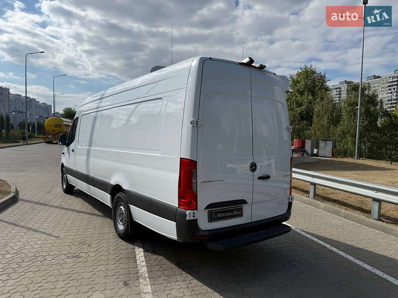 Грузопассажирский фургон Mercedes-Benz Sprinter 2020 в Киеве фото 9 Грузопассажирский фургон Mercedes-Benz Sprinter 2020 в Киеве