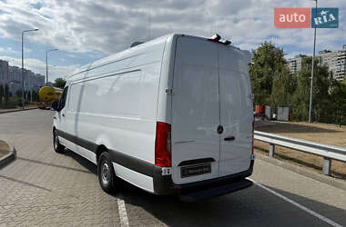 Грузопассажирский фургон Mercedes-Benz Sprinter 2020 в 