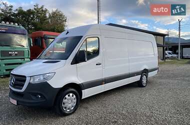 Грузовой фургон Mercedes-Benz Sprinter 2020 в 