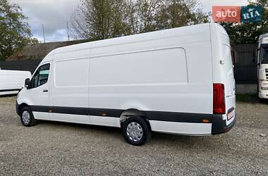 Грузовой фургон Mercedes-Benz Sprinter 2020 в 