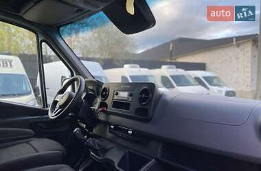 Грузовой фургон Mercedes-Benz Sprinter 2020 в 