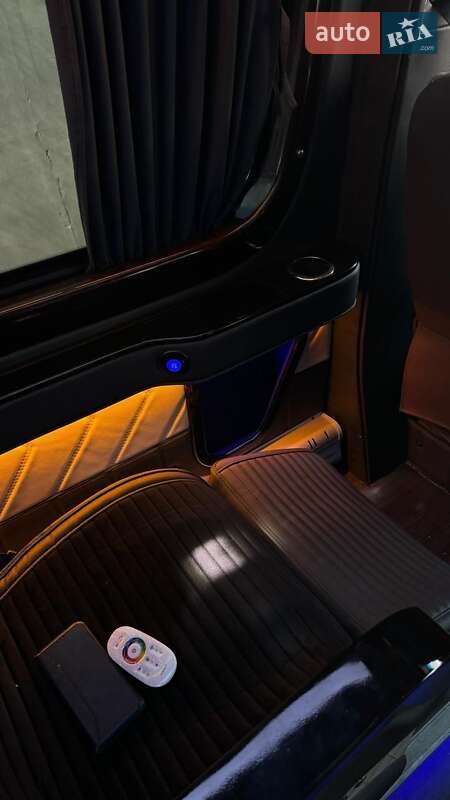 Микроавтобус Mercedes-Benz Sprinter 2012 в Умани