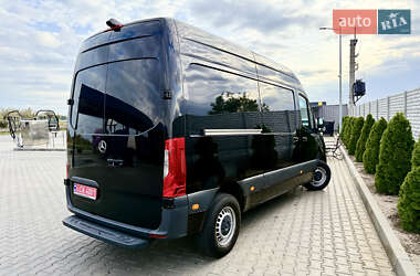 Грузовой фургон Mercedes-Benz Sprinter 2022 в 
