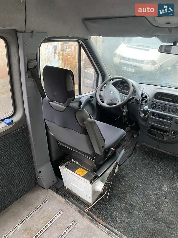 Микроавтобус Mercedes-Benz Sprinter 2002 в Киеве
