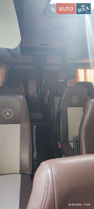 Туристичний / Міжміський автобус Mercedes-Benz Sprinter 2015 в Ужгороді