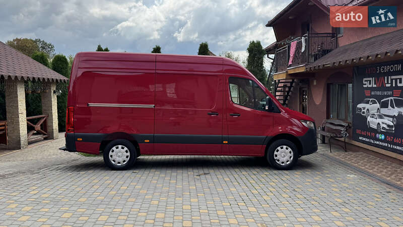 Вантажний фургон Mercedes-Benz Sprinter 2021 в Сваляві