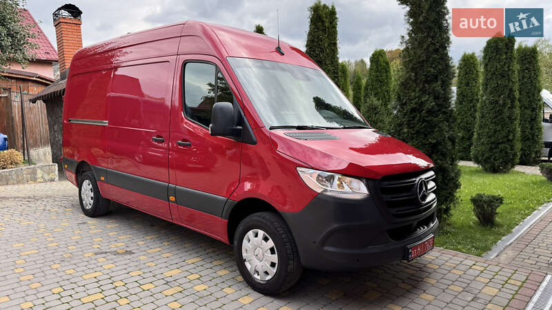 Вантажний фургон Mercedes-Benz Sprinter 2021 в Сваляві