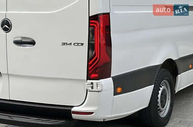 Грузовой фургон Mercedes-Benz Sprinter 2021 в 