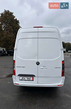 Грузовой фургон Mercedes-Benz Sprinter 2020 в 