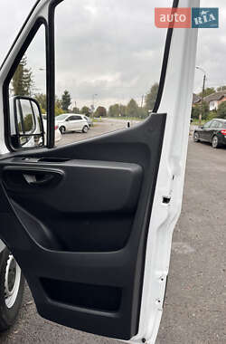 Грузовой фургон Mercedes-Benz Sprinter 2020 в 
