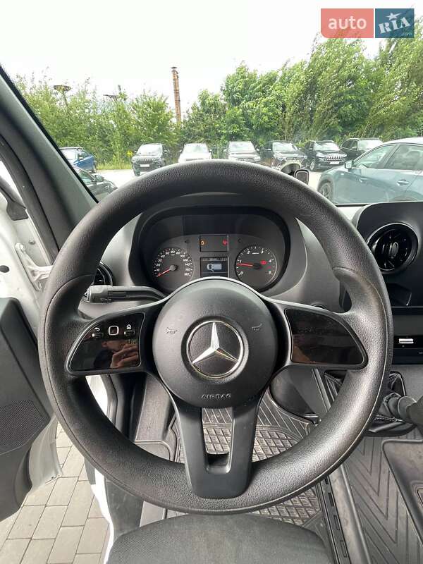 Грузовой фургон Mercedes-Benz Sprinter 2018 в Львове