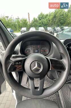 Грузовой фургон Mercedes-Benz Sprinter 2018 в 