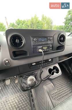Грузовой фургон Mercedes-Benz Sprinter 2018 в 