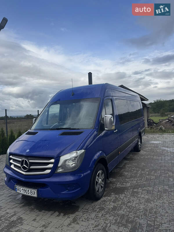 Микроавтобус Mercedes-Benz Sprinter 2006 в Хусте фото 2 Микроавтобус Mercedes-Benz Sprinter 2006 в Хусте
